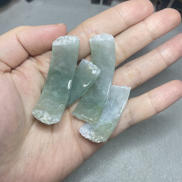 断手镯修复前